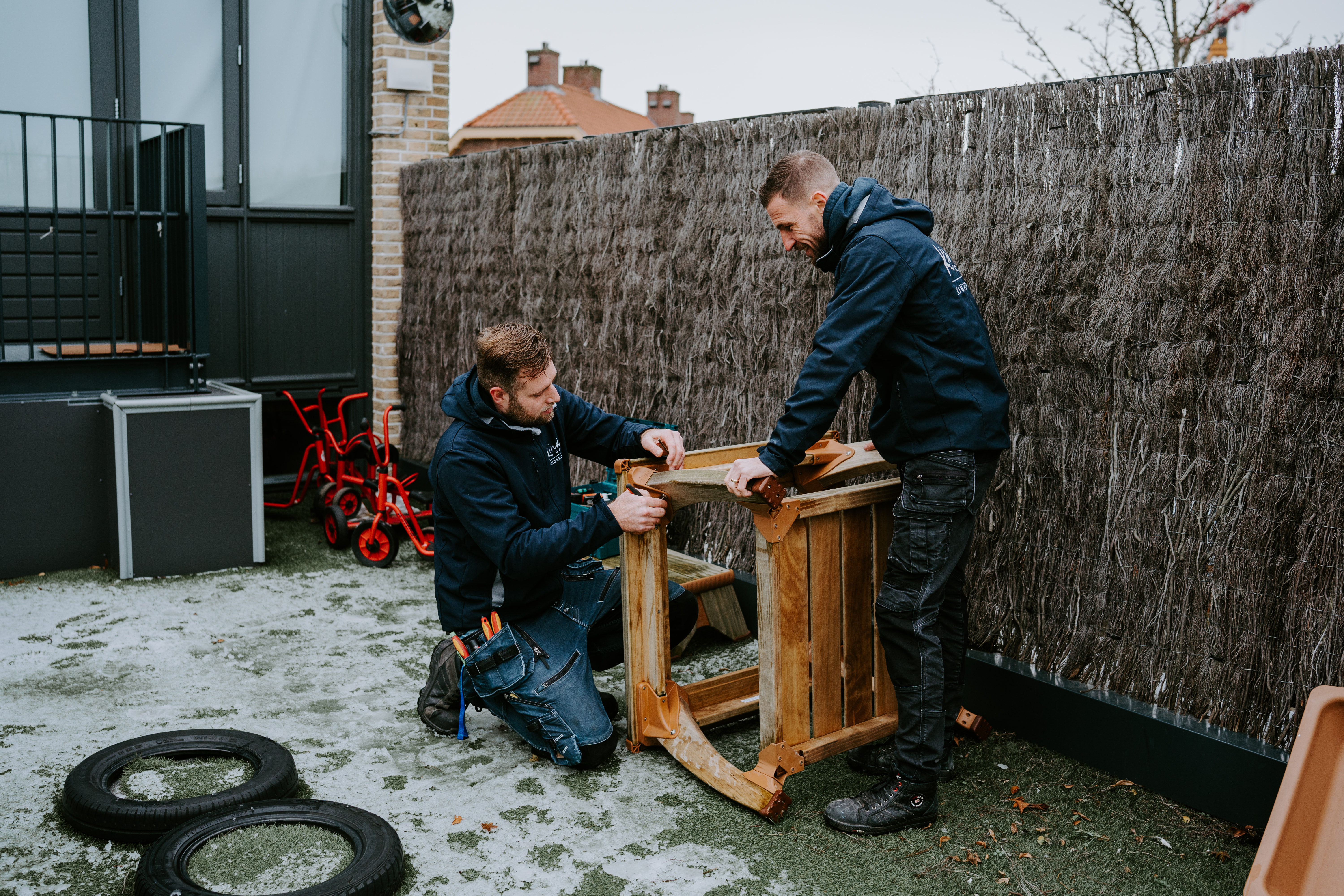 Facilitaire ondersteuning - Buiten reparatie